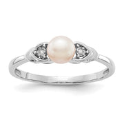 14k White Gold FW Cultured Pearl and Diamond Ring